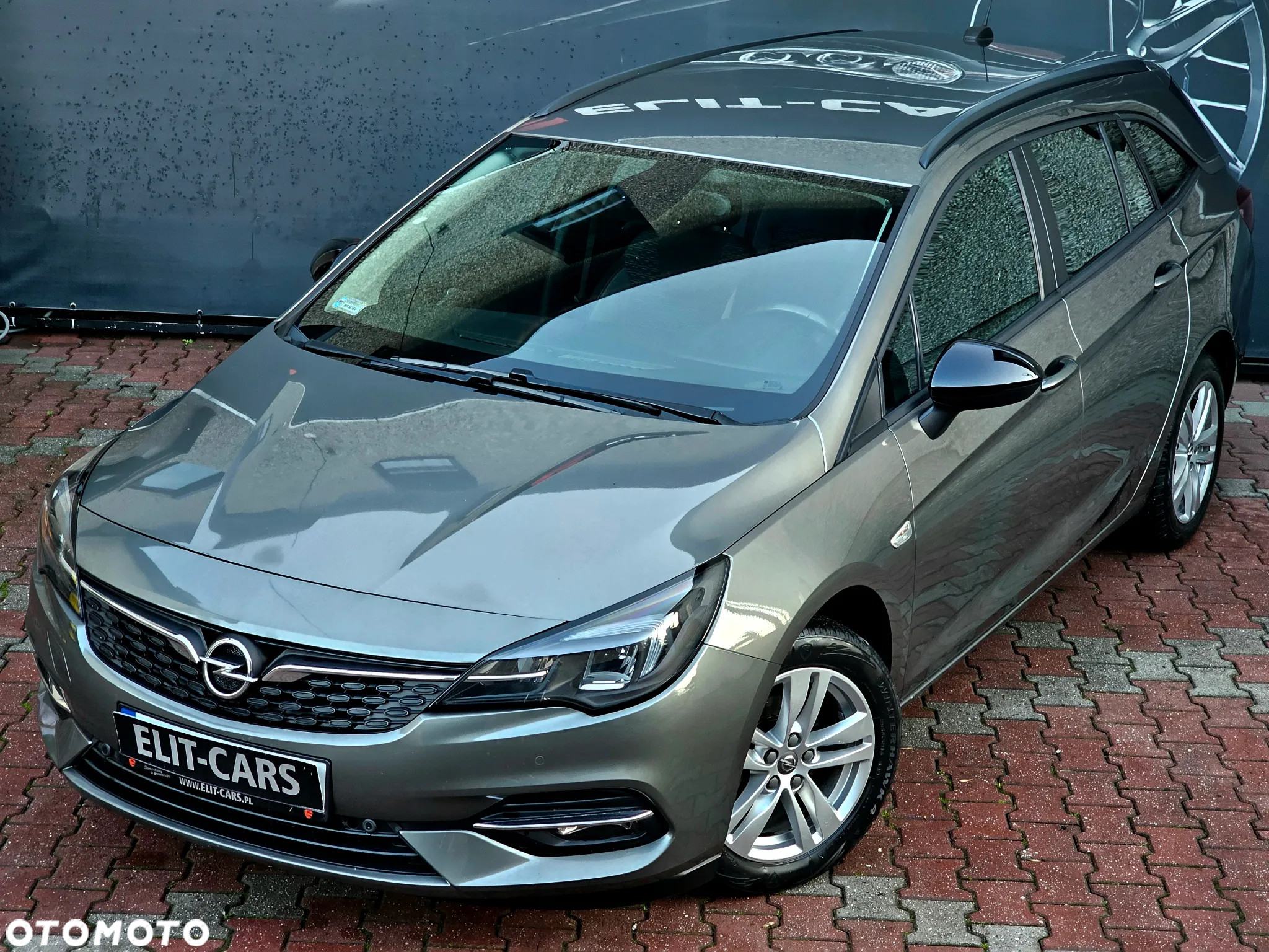 Opel Astra V 1.2 T Elegance S&S - 6