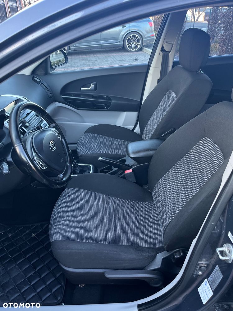 Kia Ceed 1.6 Comfort - 35