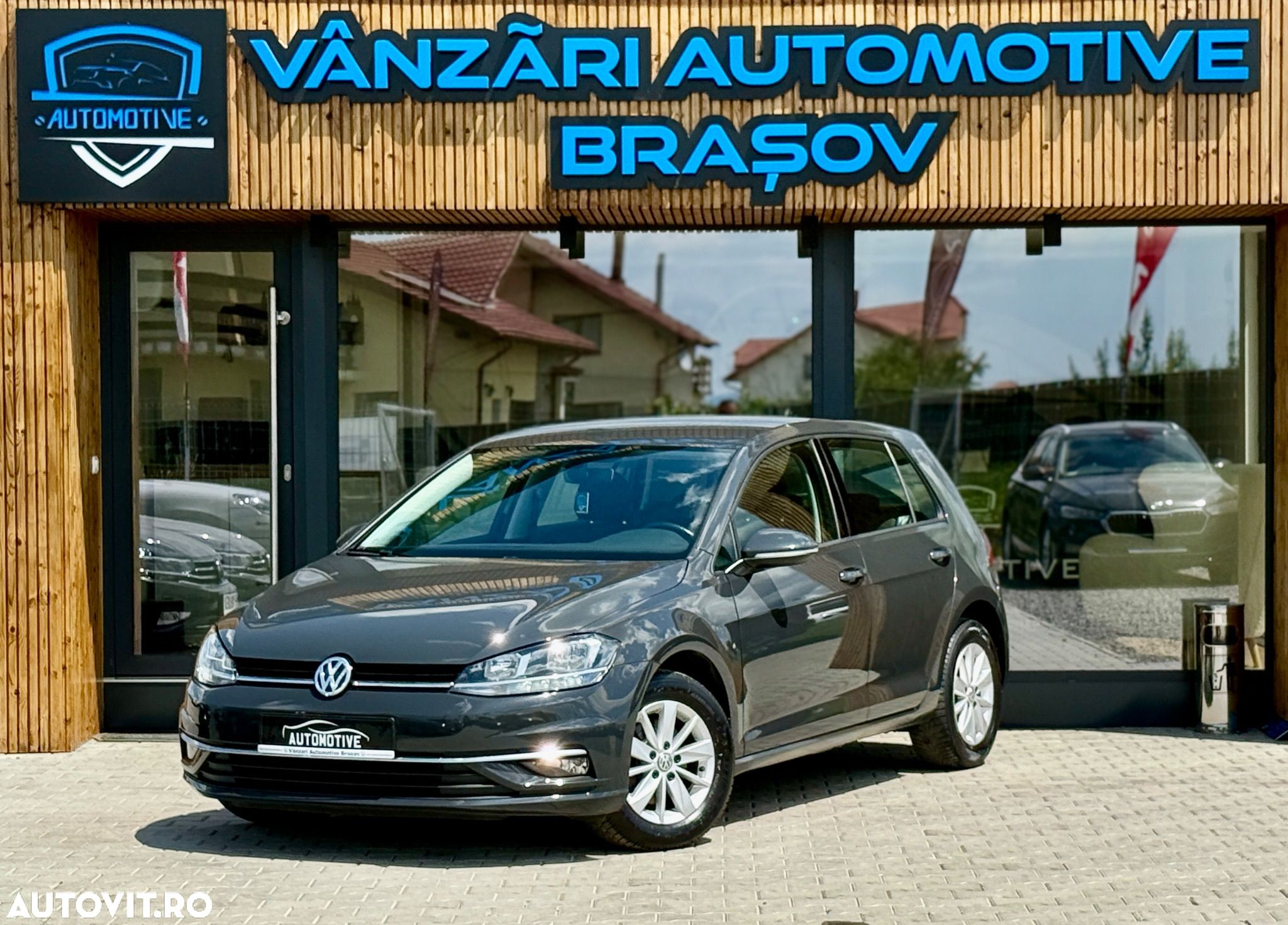 Volkswagen Golf 1.6 TDI Comfortline - 1