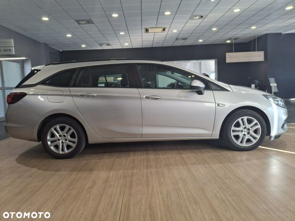 Opel Astra - 4