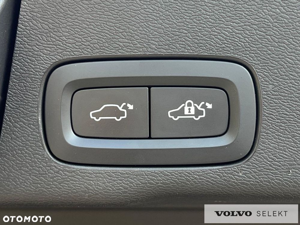 Volvo XC 60 - 35