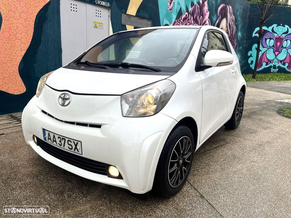 Toyota iQ 1.0 VVT-i 2 EP - 2