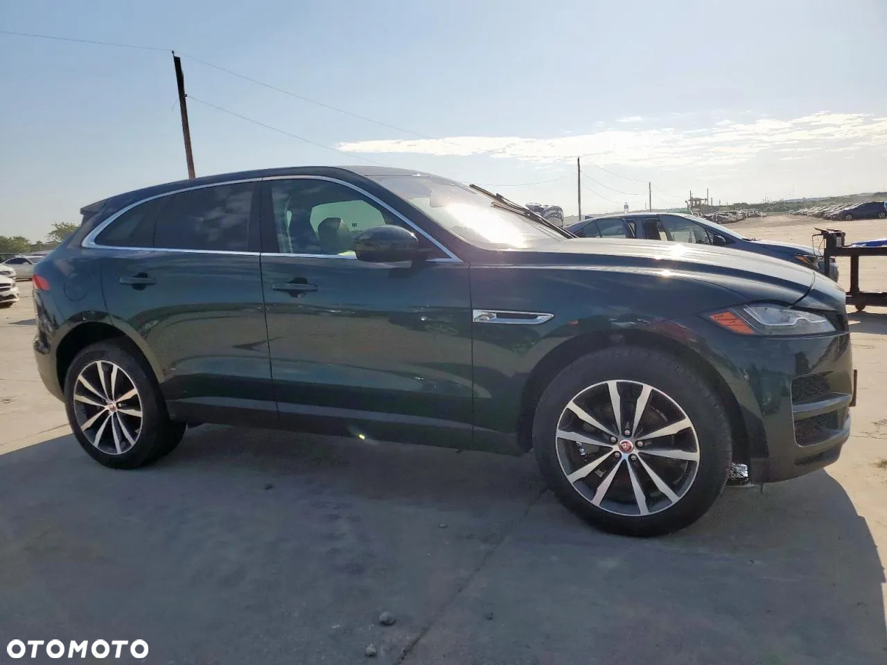 Jaguar F-Pace - 4