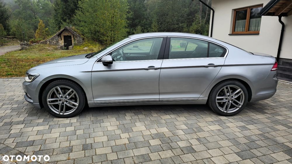 Volkswagen Passat 2.0 TDI SCR Comfortline - 15