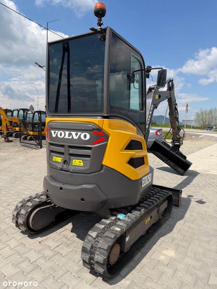 Volvo ECR25D - 1