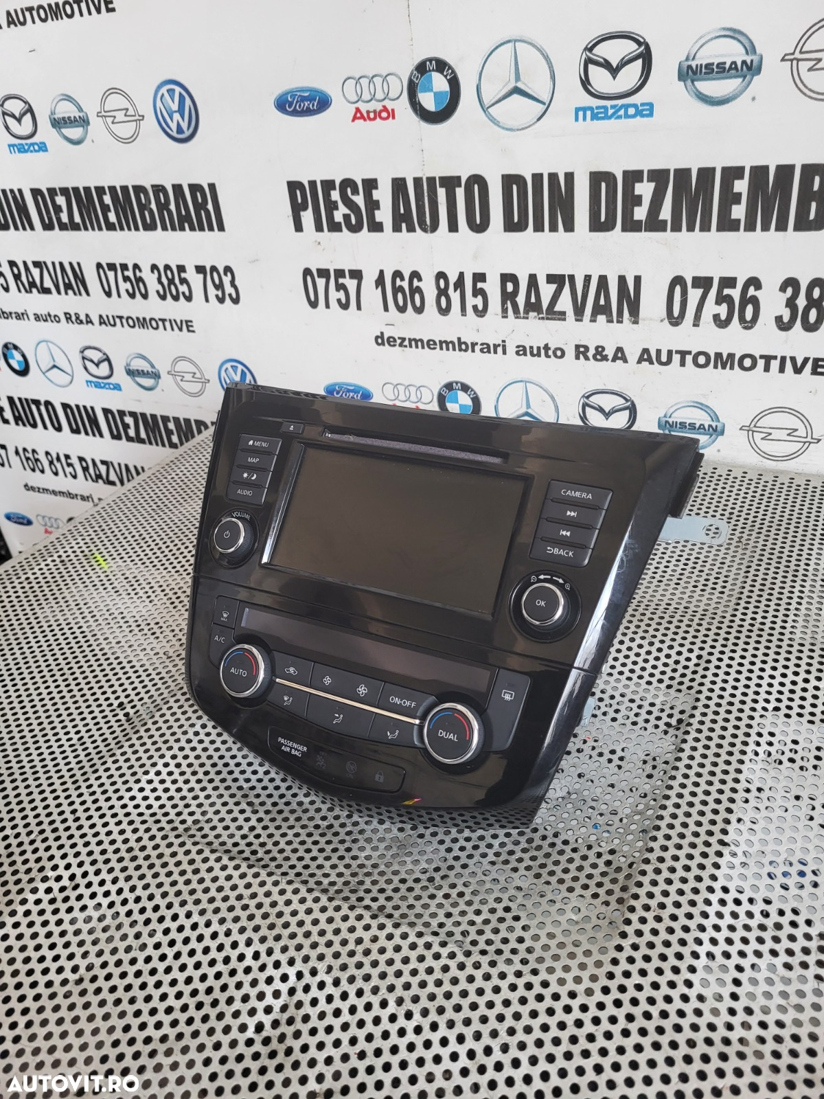 Navigatie Originala Nissan Qashqai J11 An 2014-2015-2016-2017-2018-2019-2020 Volan Stanga Masina Cu 11.000 Km Cod 259157FW5A - 3