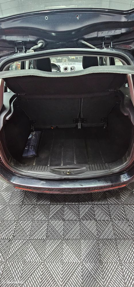 Ford Fusion 1.25 Trend - 8