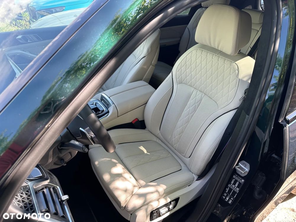BMW X7 - 13