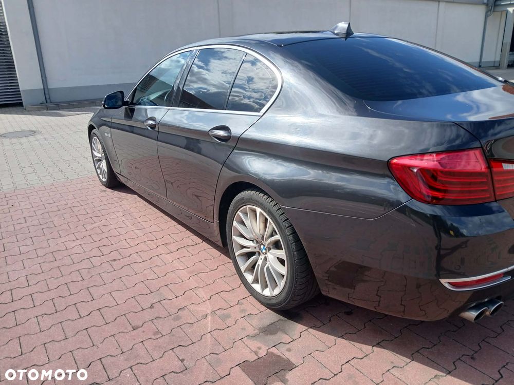 BMW Seria 5 520d Luxury Line - 3
