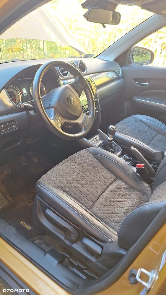 Suzuki Vitara - 11