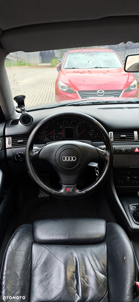 Audi A6 Limousine 2.8 - 13