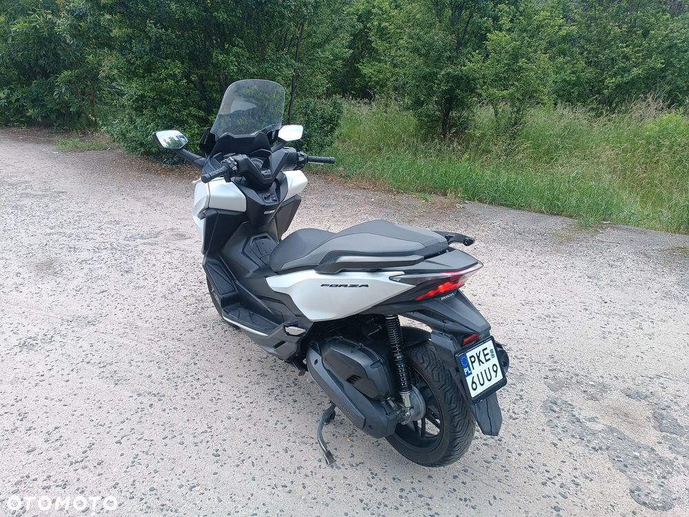 Honda NSS - 9