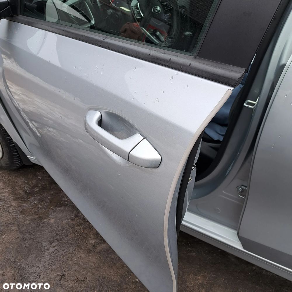 Kia Ceed 1.6 CRDi SCR M - 29