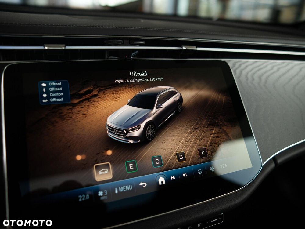 Mercedes-Benz Klasa E - 26