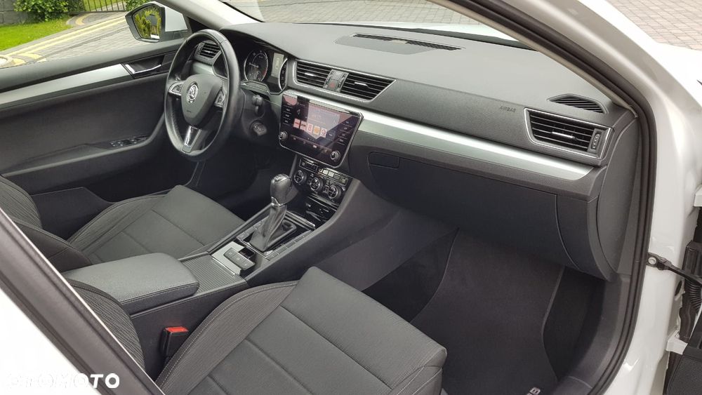 Skoda Superb 2.0 TDI 4x4 DSG Ambition - 29