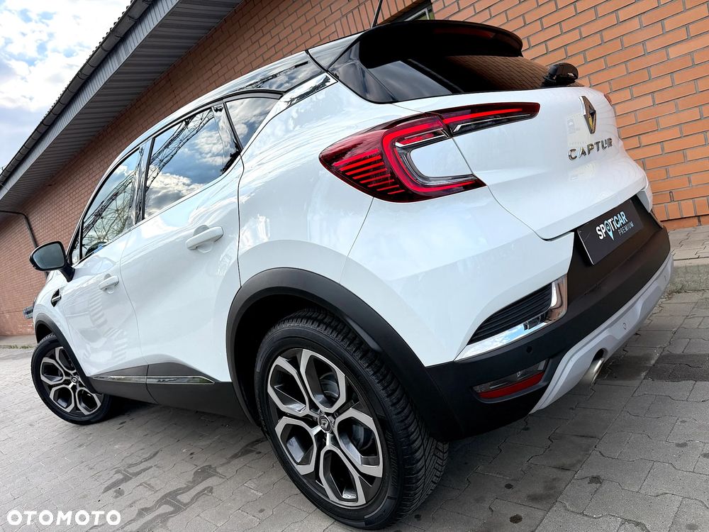 Renault Captur - 22