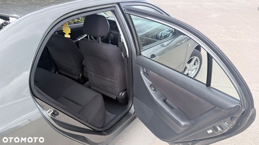 Toyota Corolla 1.6 VVT-i Sol (air6) - 10