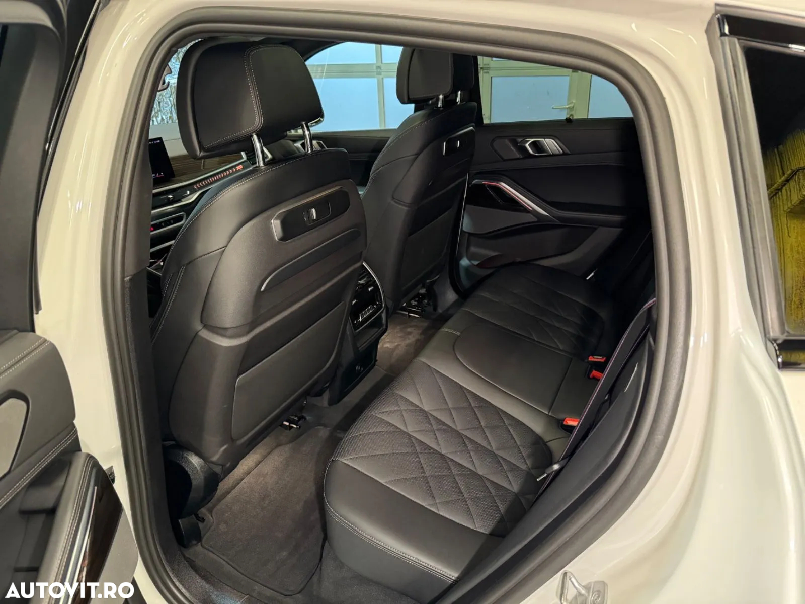 BMW X6 xDrive40i - 8