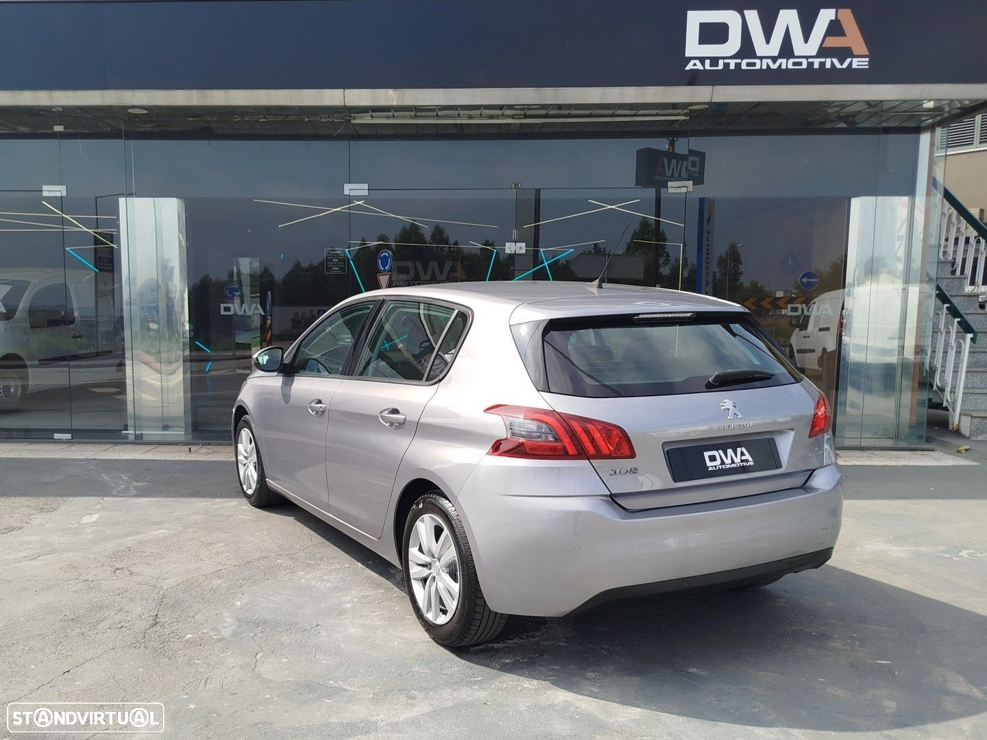 Peugeot 308 1.2 PureTech Business Line - 7