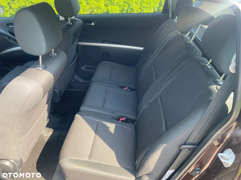 Toyota Corolla 1.6 VVT-i Sol - 11
