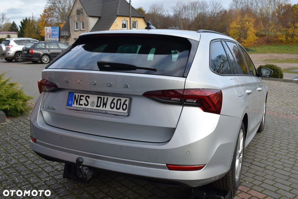Skoda Octavia 2.0 TDI First Edition - 19