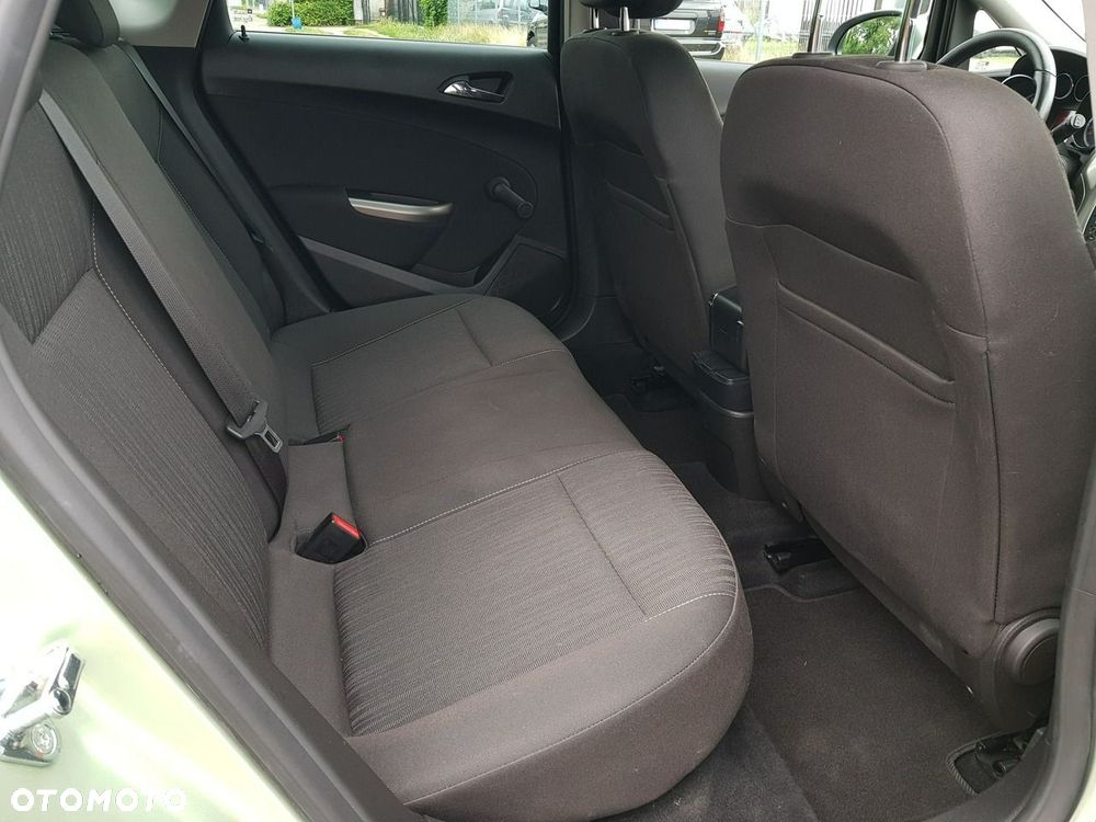 Opel Astra - 15