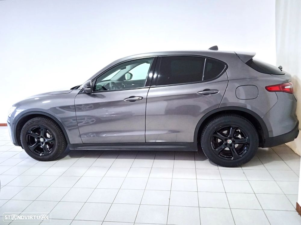 Alfa Romeo Stelvio 2.2 D Super AT8 - 13
