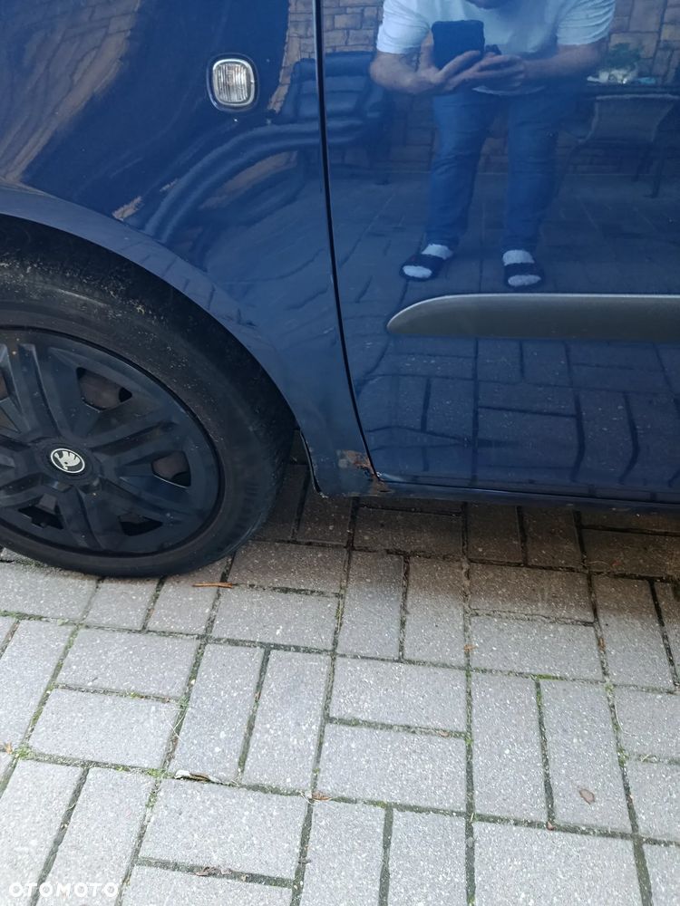 Skoda Roomster 1.4 16V Elegance - 25