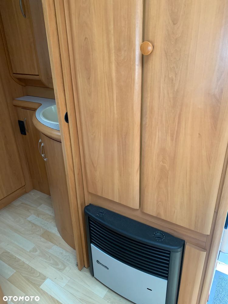 Hobby De Lux 460 - 23