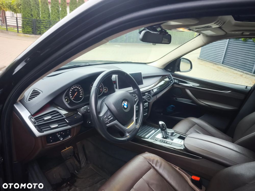 BMW X5 xDrive35i - 9