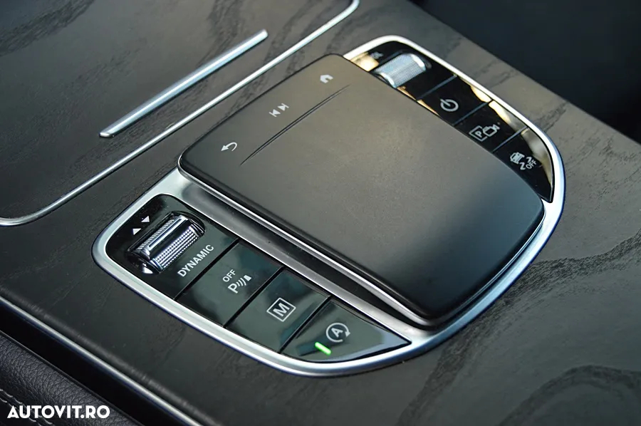 Mercedes-Benz GLC Coupe 220 d 4Matic 9G-TRONIC AMG Line - 33