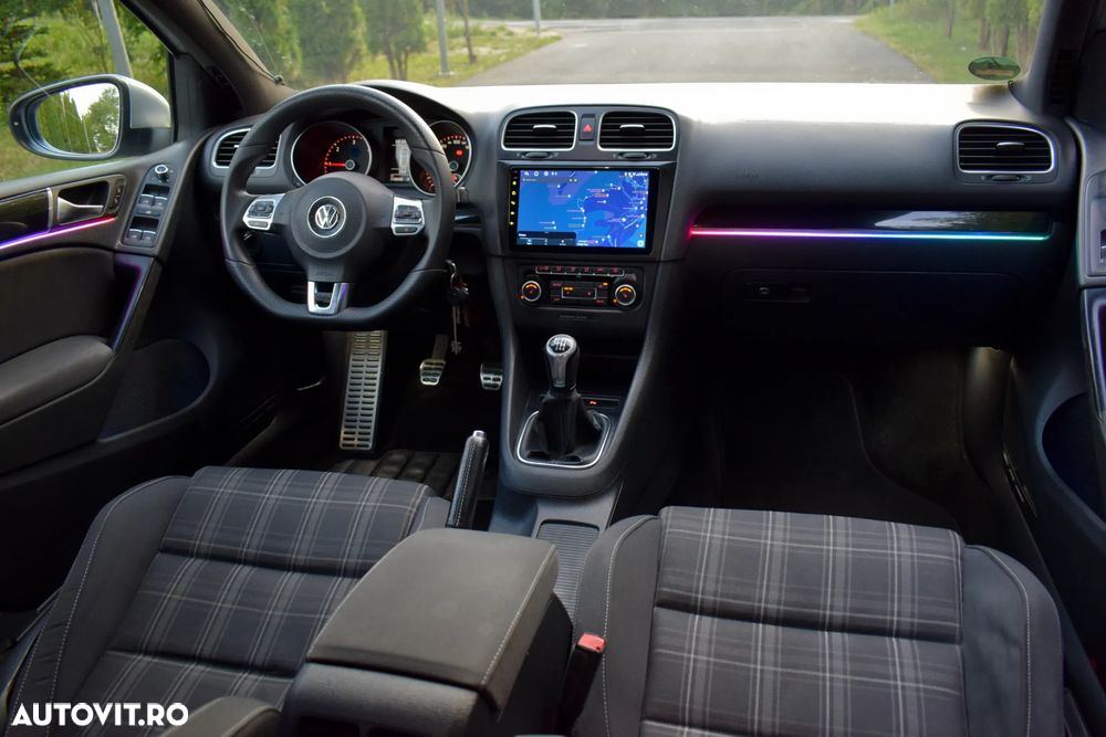 Volkswagen Golf 2.0 TDI DPF GTD - 7