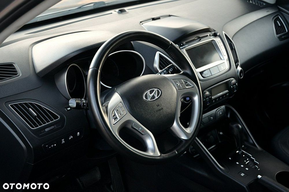 Hyundai ix35 - 12
