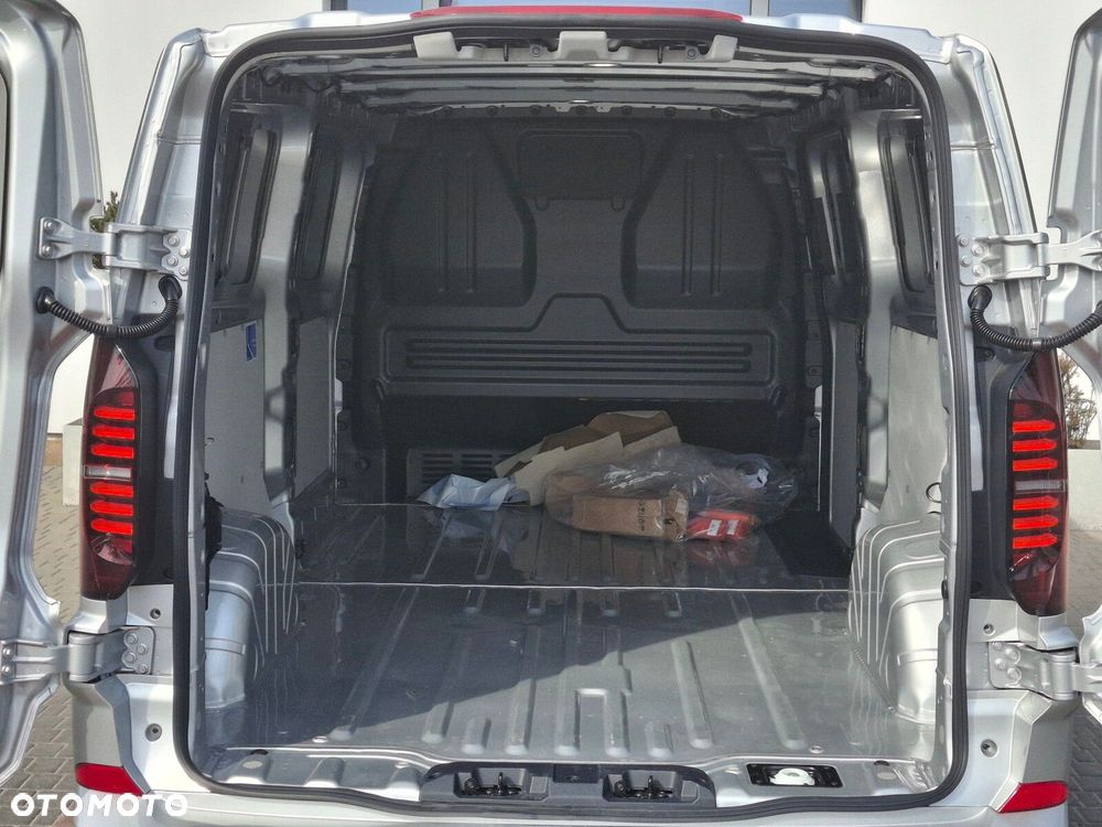 Volkswagen Transporter - 10