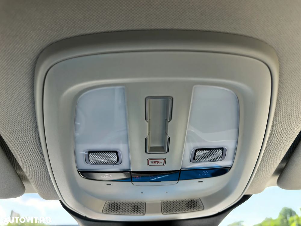 Volvo XC 60 T8 AWD Recharge Geartronic Inscription Expression - 27