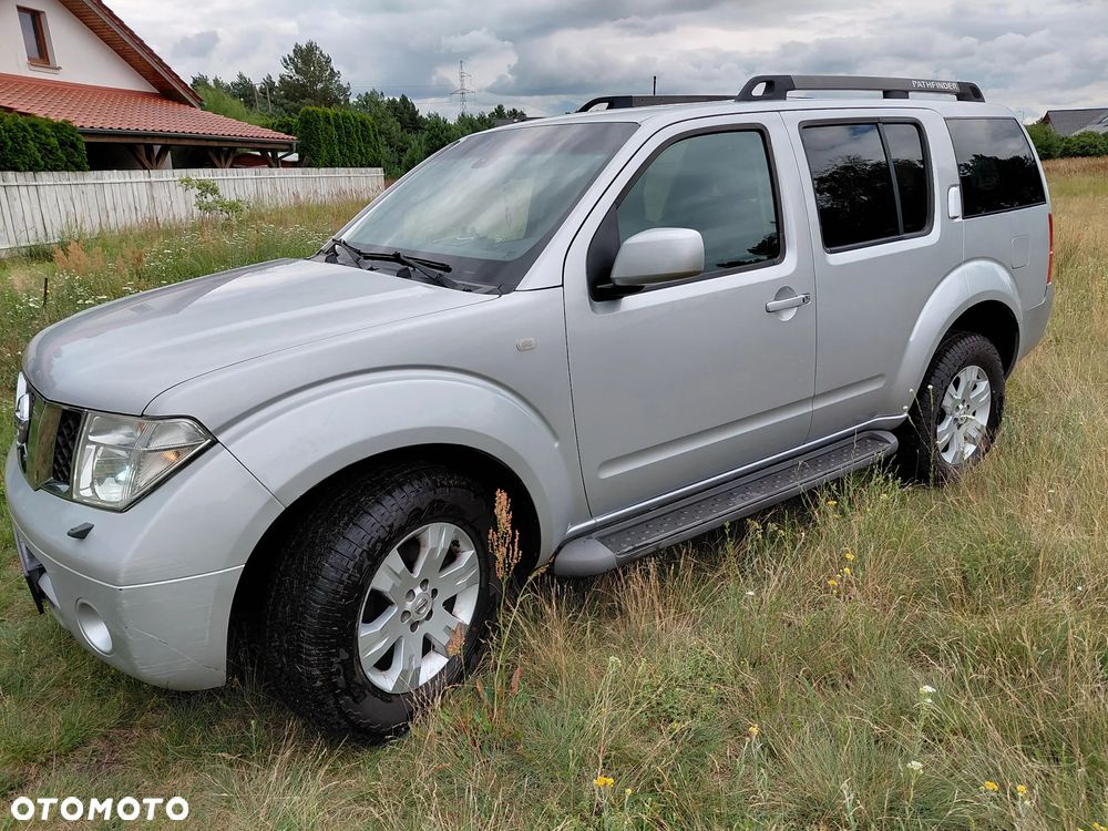 Nissan Pathfinder 2.5 DCi Elegance + - 3
