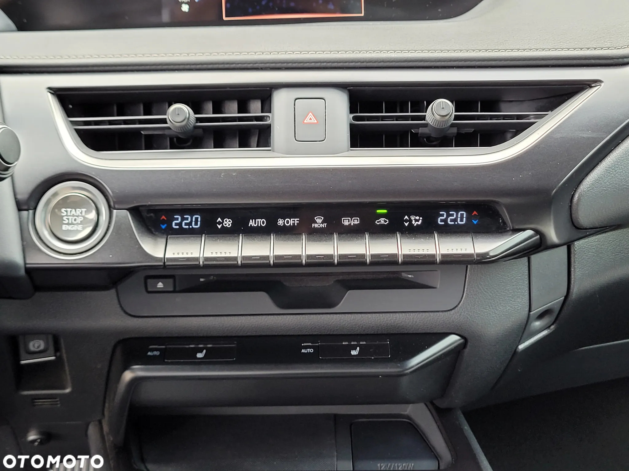 Lexus UX 200 GPF Business Edition 2WD - 22