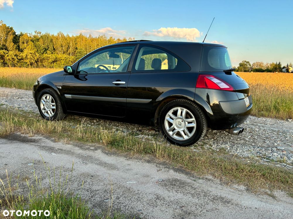 Renault Megane - 11