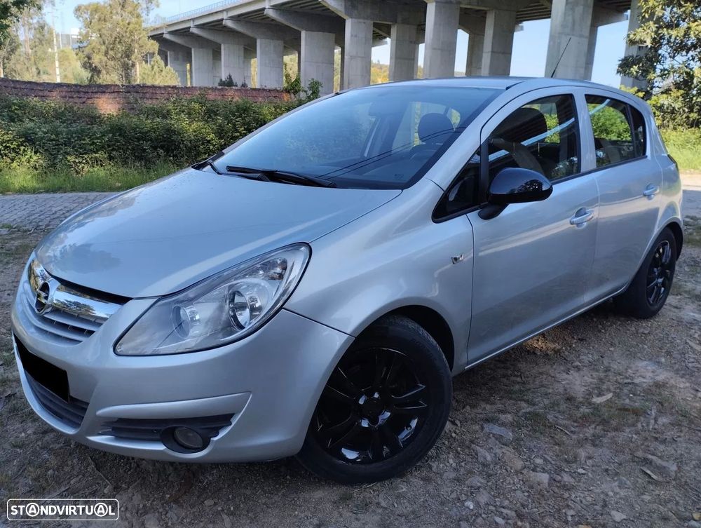 Opel Corsa 1.3 CDTi Enjoy EcoFLEX - 1