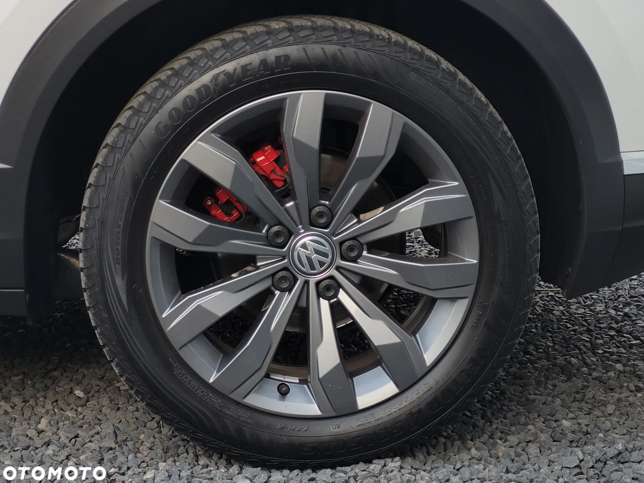 Volkswagen T-Roc - 34