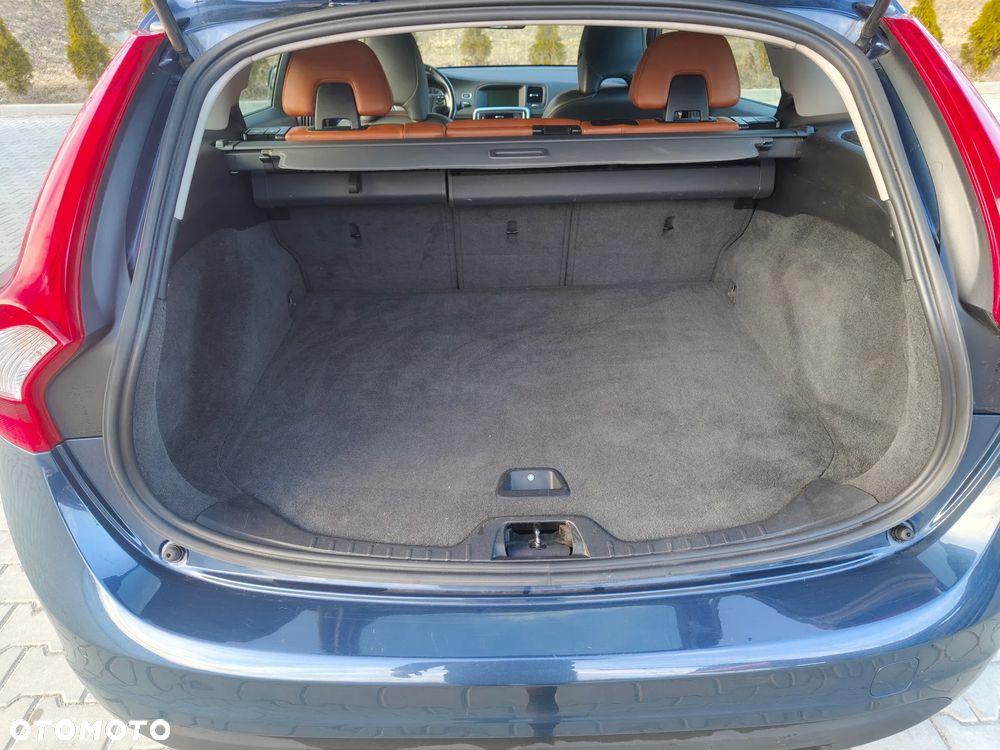 Volvo V60 D3 Summum - 17