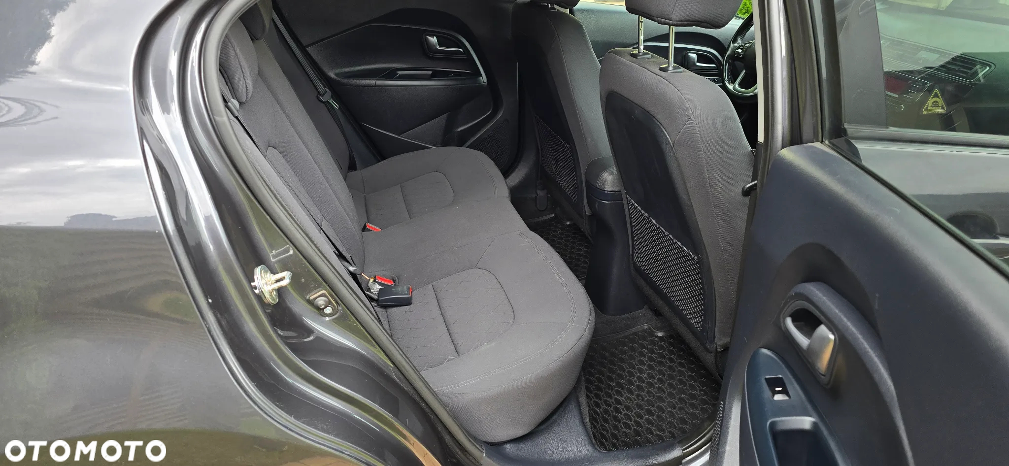 Kia Rio 1.4 XL Business Line - 19