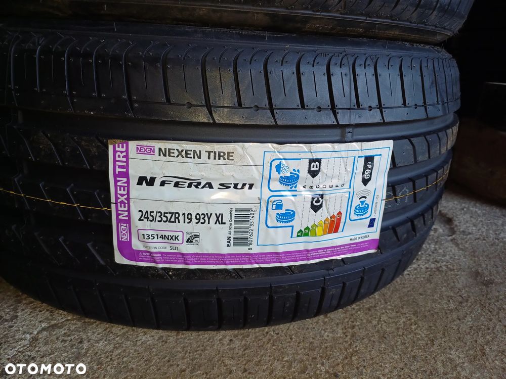 245/35/19 Nexen - 2