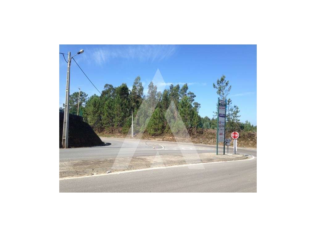 Terreno localizado na Zona Industrial da Giesteira, em Águeda - Grande imagem: 2/3