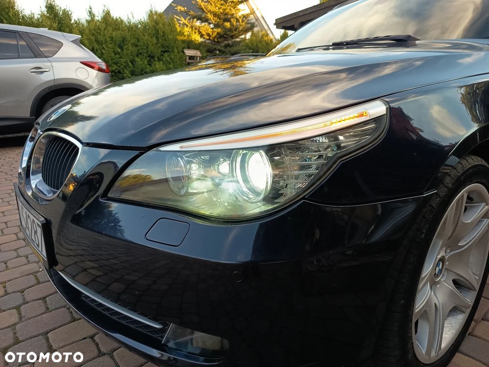 BMW Seria 5 525d - 15