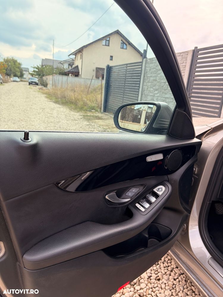 Mercedes-Benz C - 11