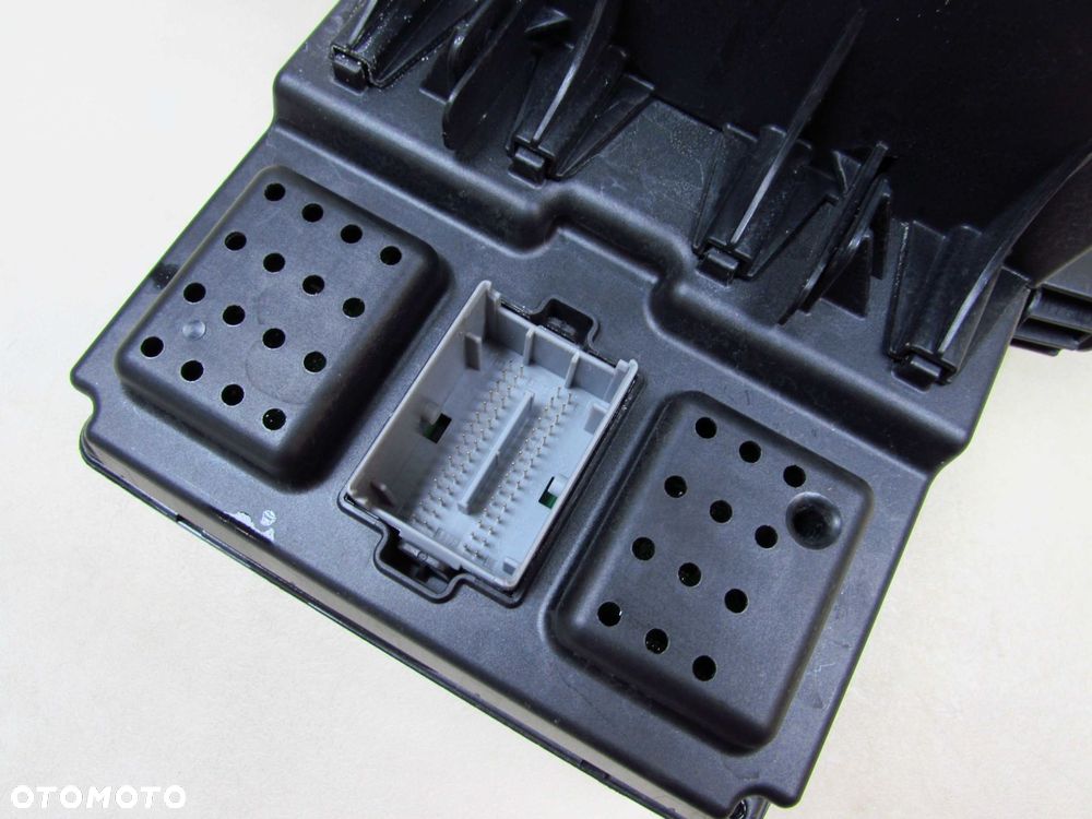 VOLVO S60 V70 XC SKRZYNKA MODUL CEM L 30786889 28087583 - 6