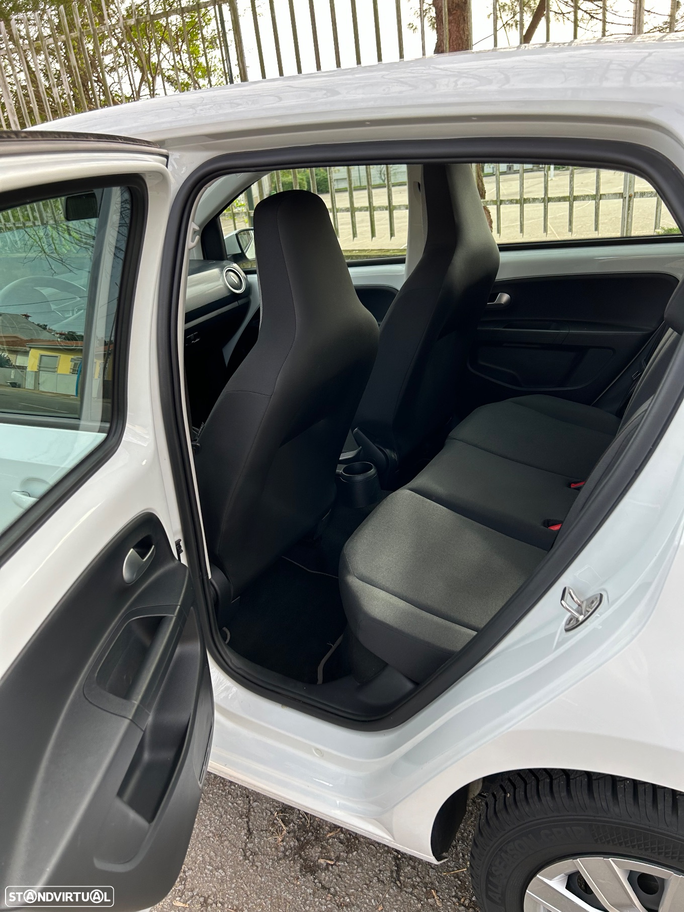 VW e-Up! Edition - 5