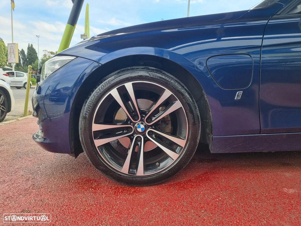 BMW 330 e iPerformance Line Luxury - 9