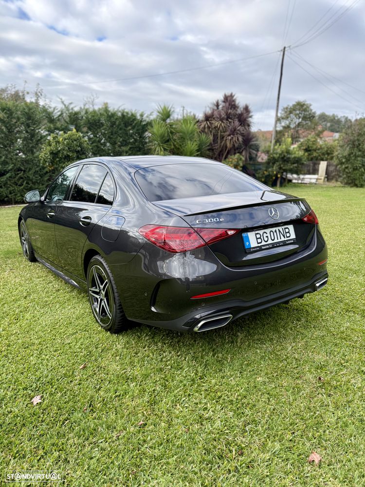 Mercedes-Benz C 300 e AMG Line - 4